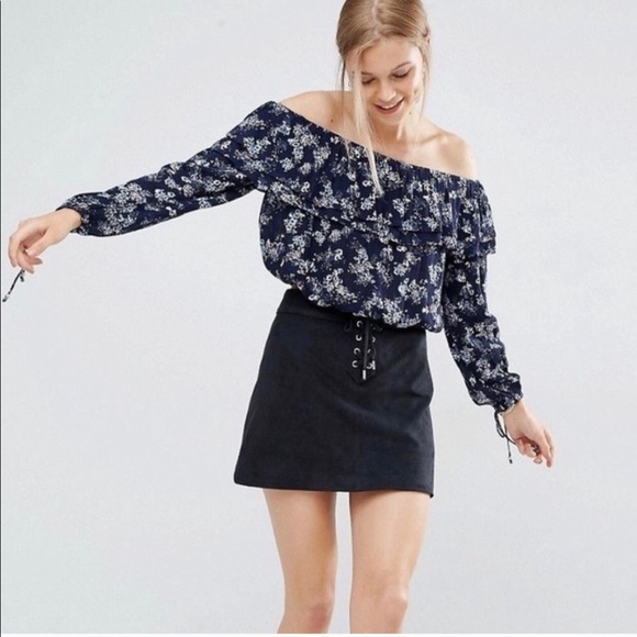 Black suede mini skirt Abercrombie and Fitch - Picture 1 of 10